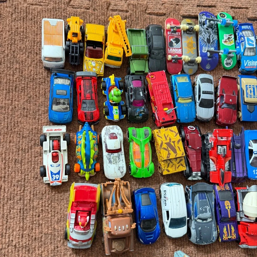 Mixed Toy Vehicle Lot Hot Wheels Mario‎ Kart Paw Patrol Disney Cars Darda 60+ Pc